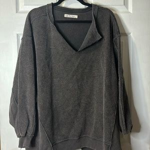 Oversized sweatshirt